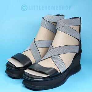 NEW!  Sorel Joanie III Sport Strap Platform Sandal, Black, White, Size 9